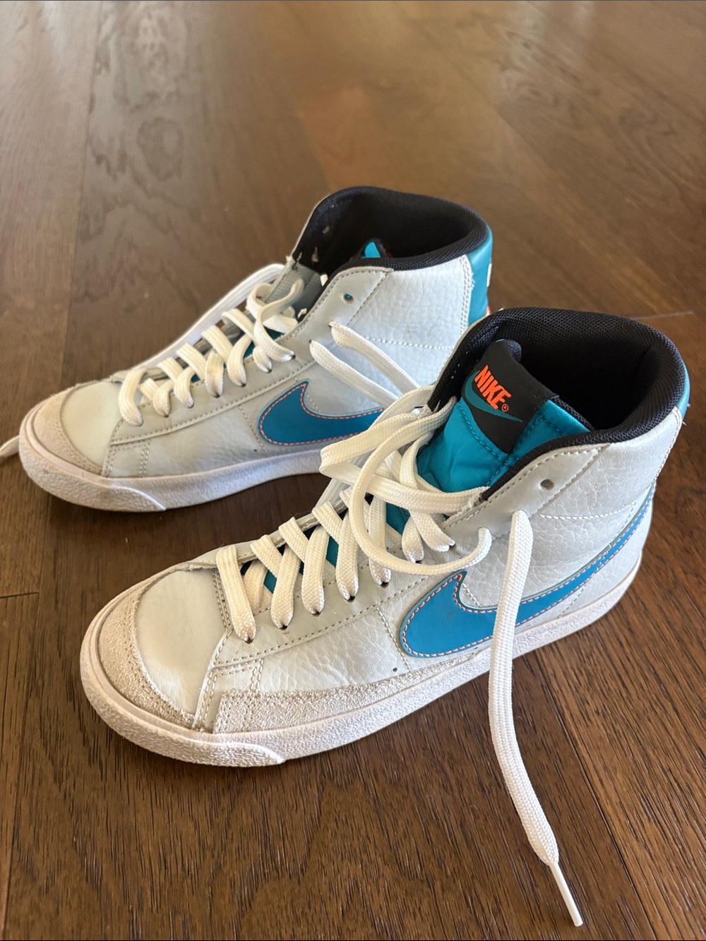 Nike blazers youth boys White and Blue High-Top Sneakers with Orange Logo